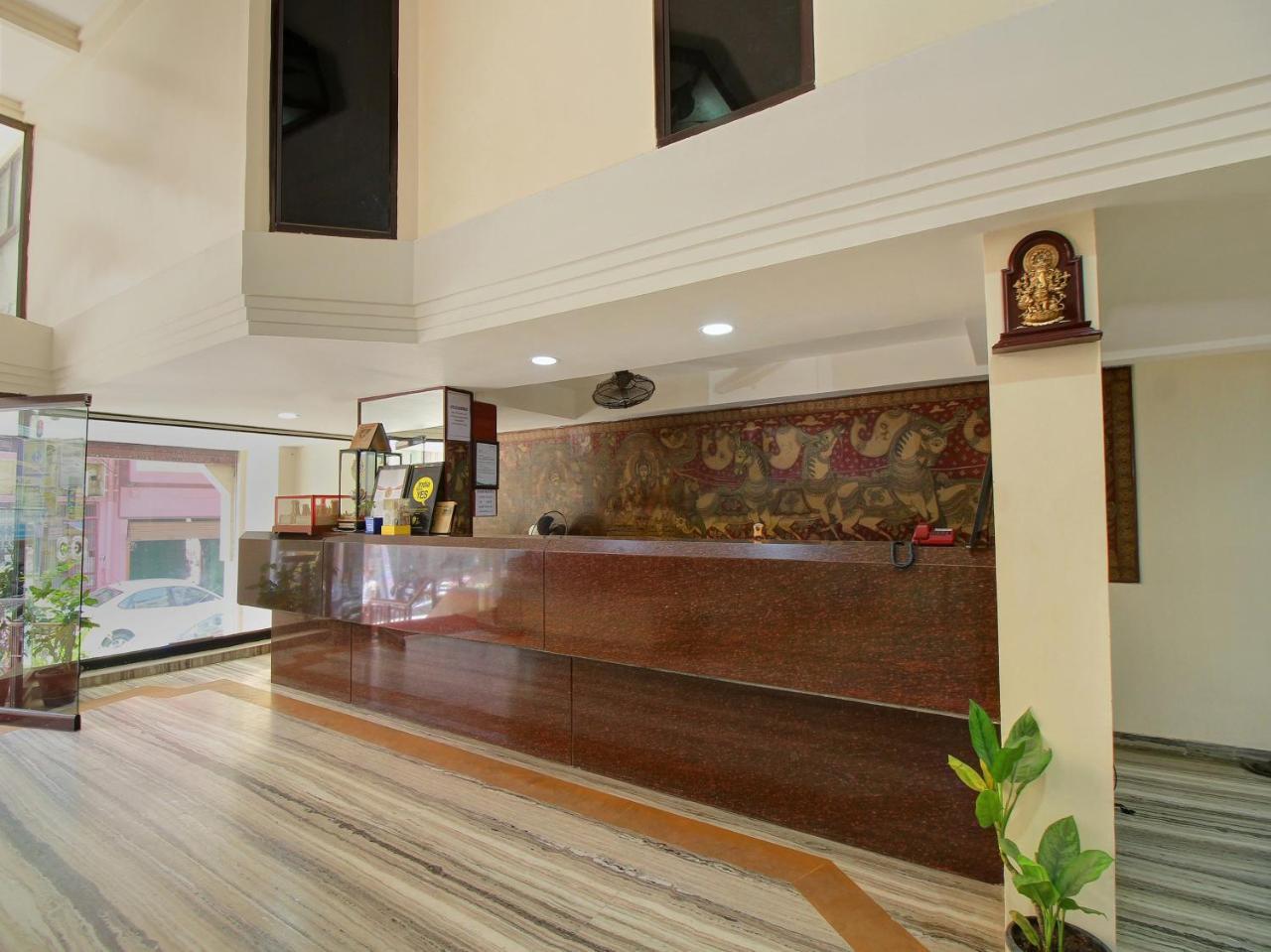 Capital O 15767 Mr International Hotell Madurai Eksteriør bilde