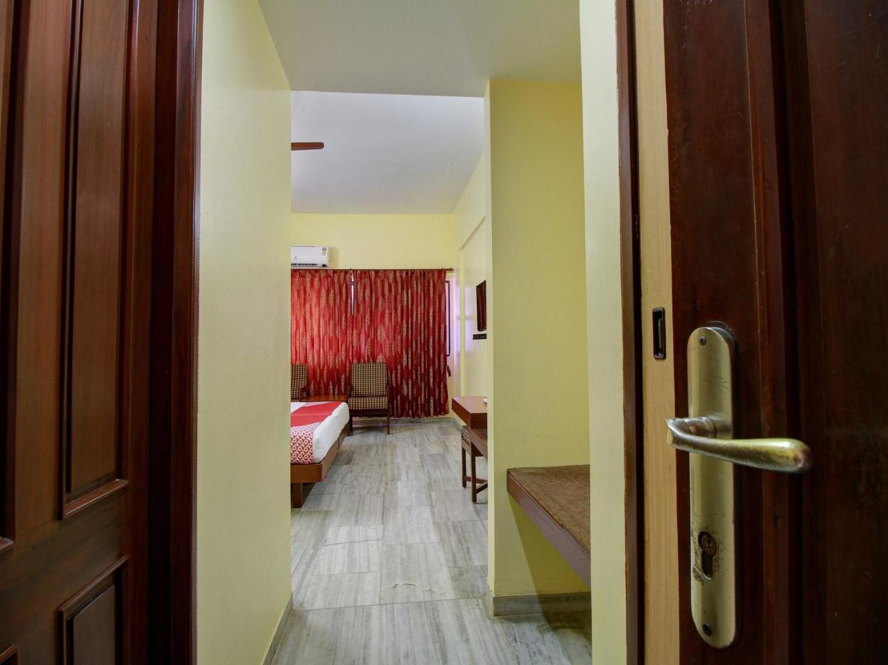 Capital O 15767 Mr International Hotell Madurai Eksteriør bilde