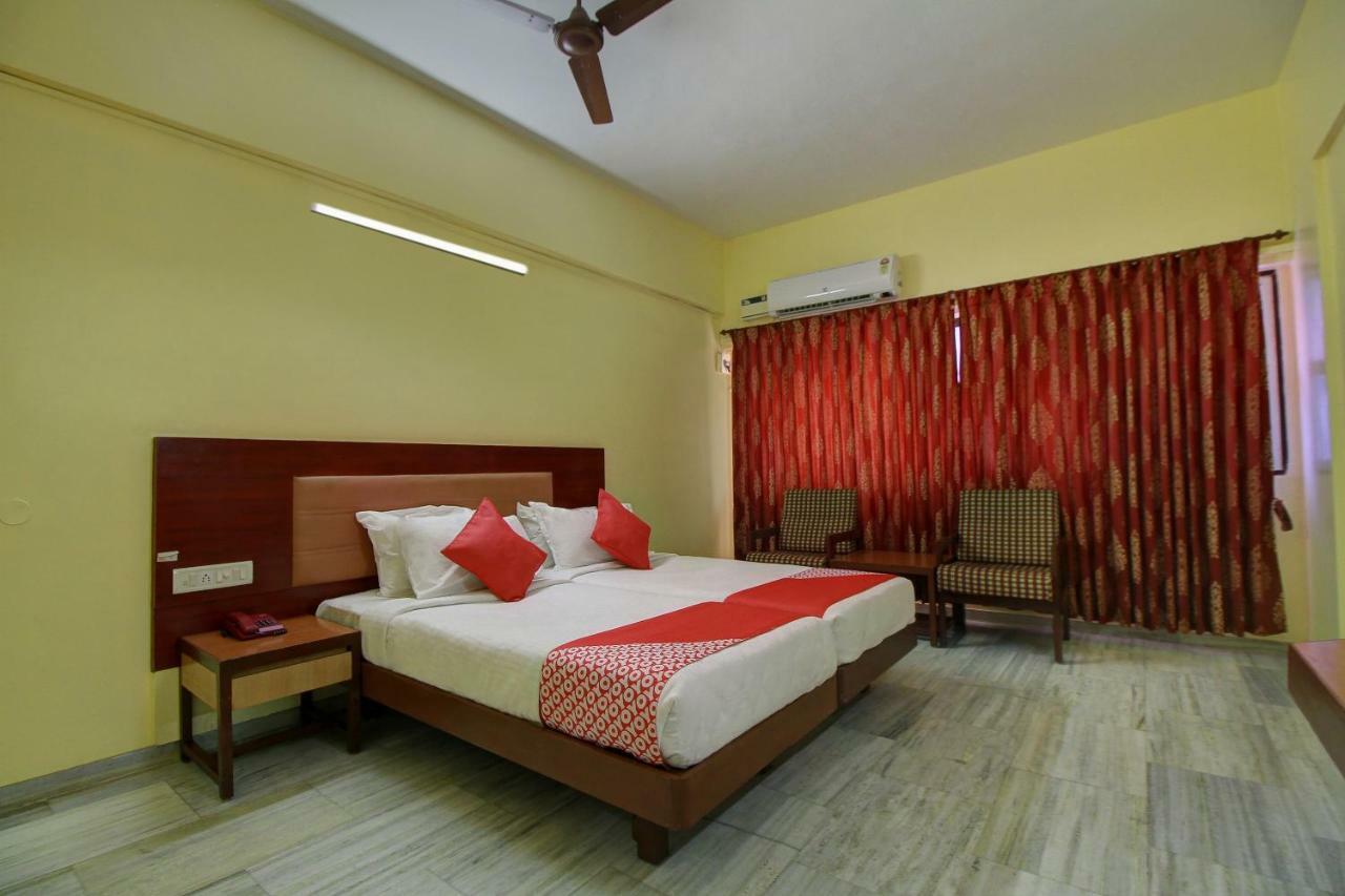 Capital O 15767 Mr International Hotell Madurai Eksteriør bilde